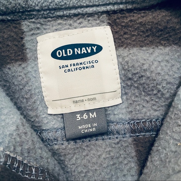 Old Navy Fleece Shirt - Picture 3 of 3